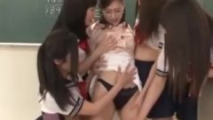 Thai Schoolgirls Teach Teacher How To Be A Lesbian