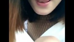 Chinese Provocative Porn Camgirl Make Car Sex