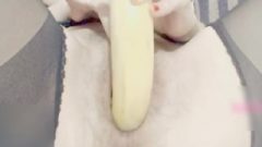 Chinese Whore Play Banana