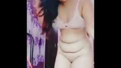 Sri Lankan Nasty Young Slut Solo